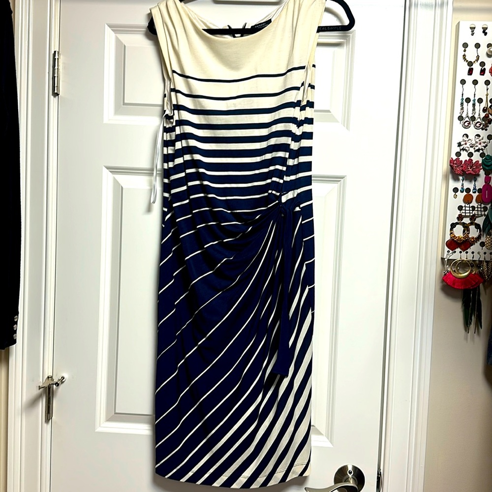 Tahari Navy and White sleeveless ruched dress size 10